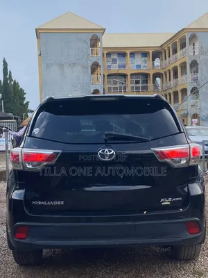 Toyota Highlander XLE 4dr SUV AWD (3.5L 6cyl 6A) 2015 Black