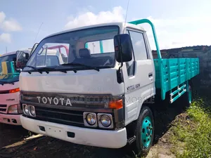 Toyota Dyna350