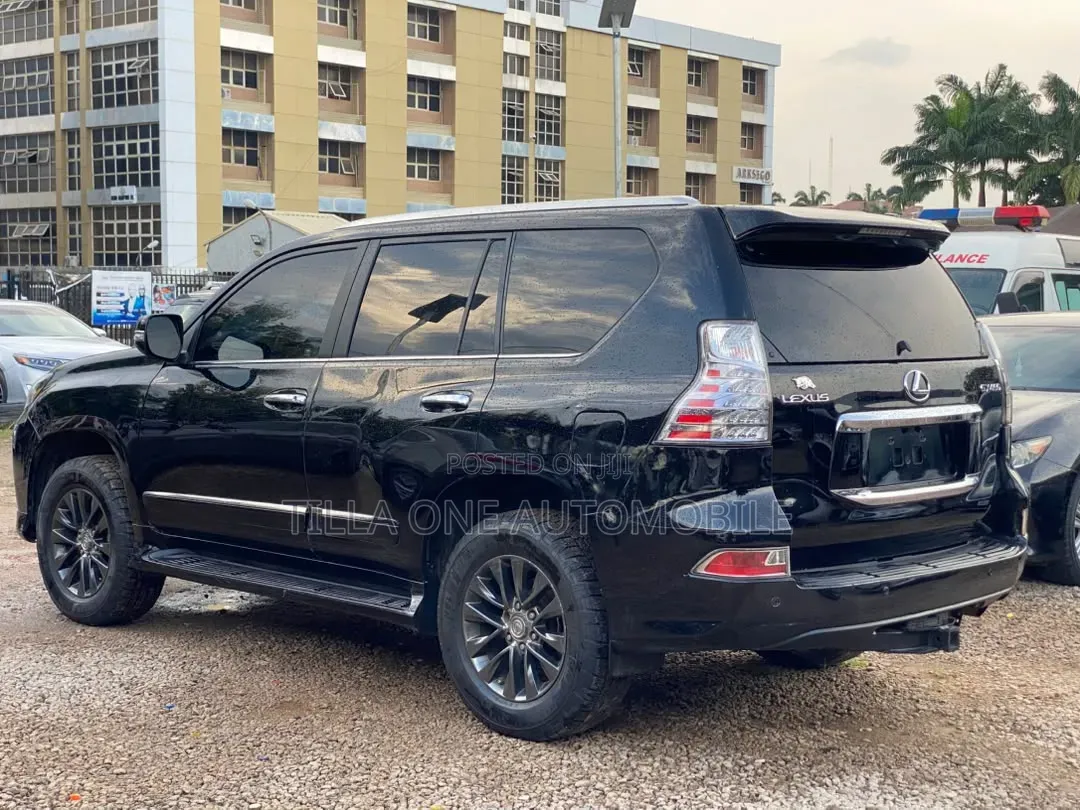 Lexus GX 460 2011 Black
