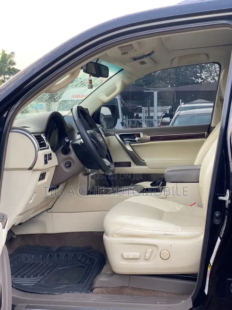 Lexus GX 460 2011 Black