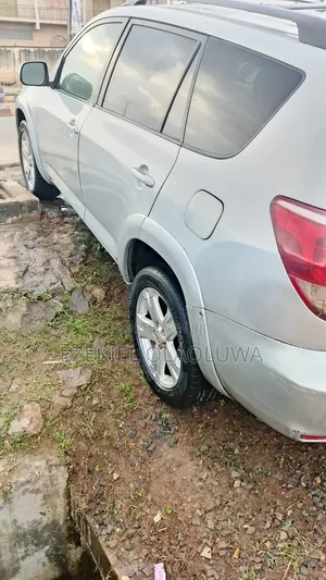Toyota RAV4 200 4X4 2008 Silver