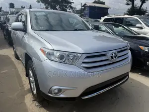 Toyota Highlander 2013 Silver