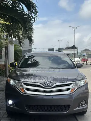 Toyota Venza XLE 2012 Gray
