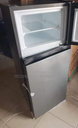 Hisense 124L Refrigerator – (2 Shelf ,2 Doors)+ Top Freezer
