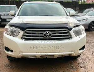 Toyota Highlander 2009 White