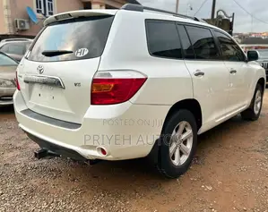 Toyota Highlander 2009 White