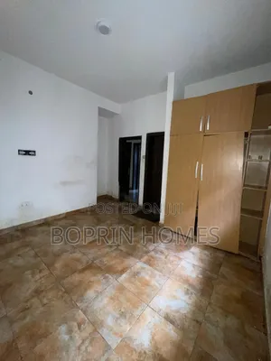 Mini Flat in Canal Westl, Osapa london for rent