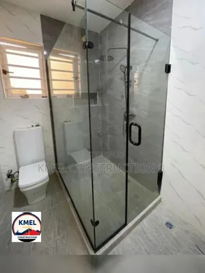 Stylish Luxury Shower Cubicle Design.