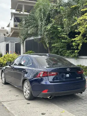 Lexus IS 250 2015 Blue
