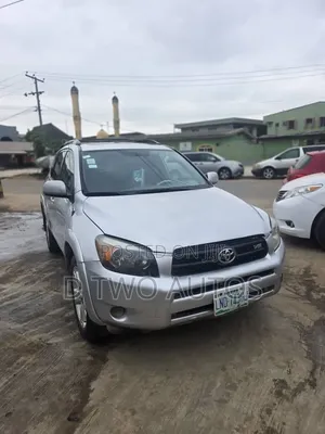 Toyota RAV4 2008 Silver