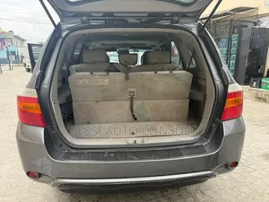 Toyota Highlander 2011 Gray