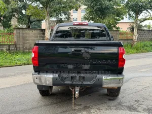 Toyota Tundra 2019 Black
