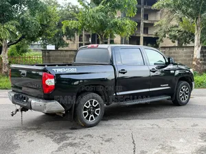 Toyota Tundra 2019 Black