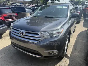 Toyota Highlander 2012 Gray