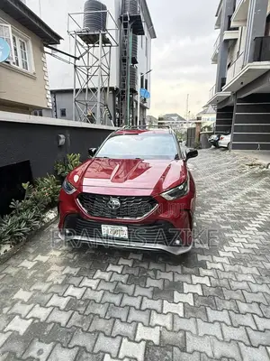 Toyota Highlander L 2021 Burgundy