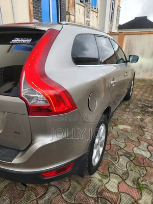 Volvo XC60 2013 Gold