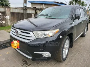 Toyota Highlander 2011 Black