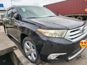 Toyota Highlander 2011 Black