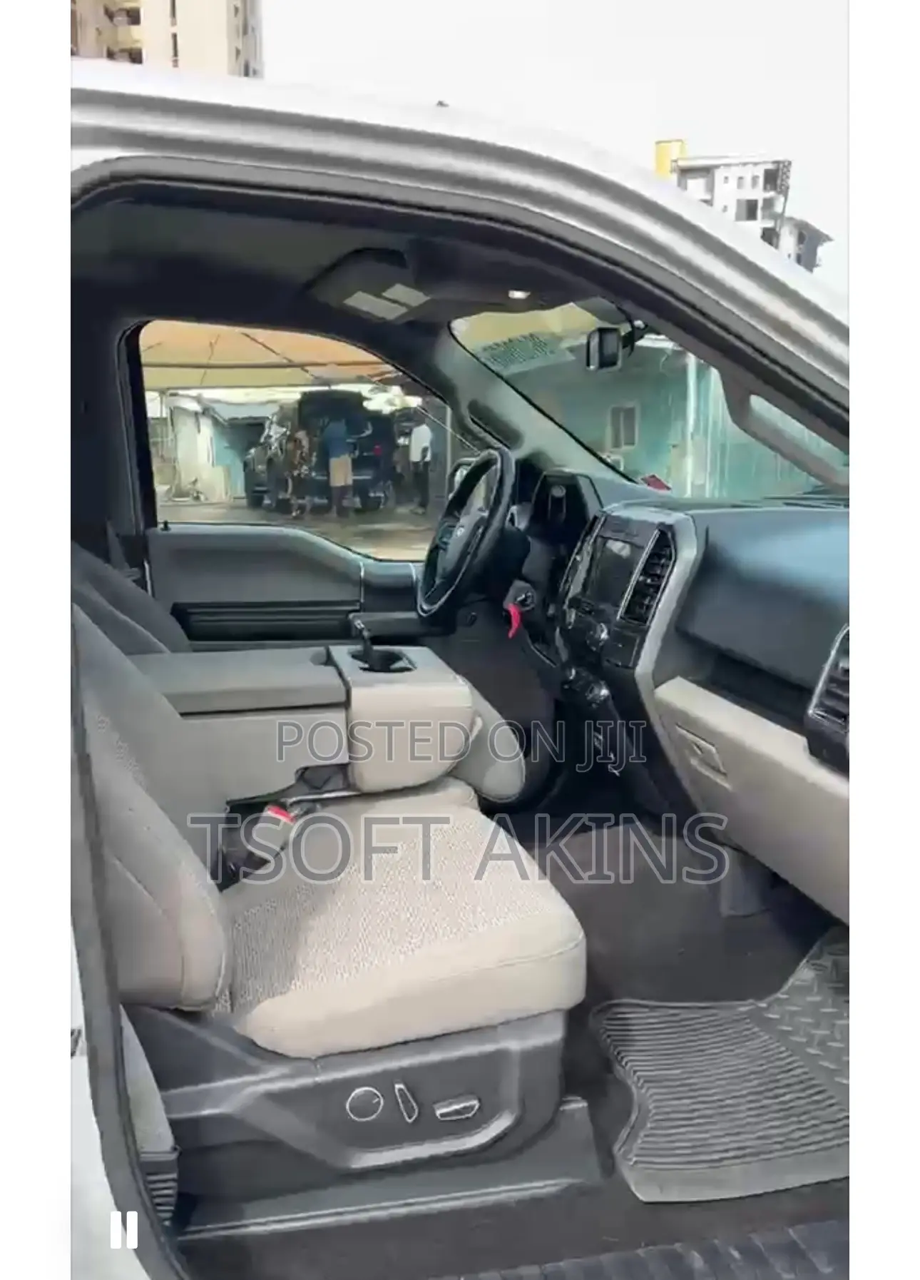 Ford F-150 2018 Silver