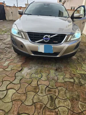 Volvo XC60 2013 Gold