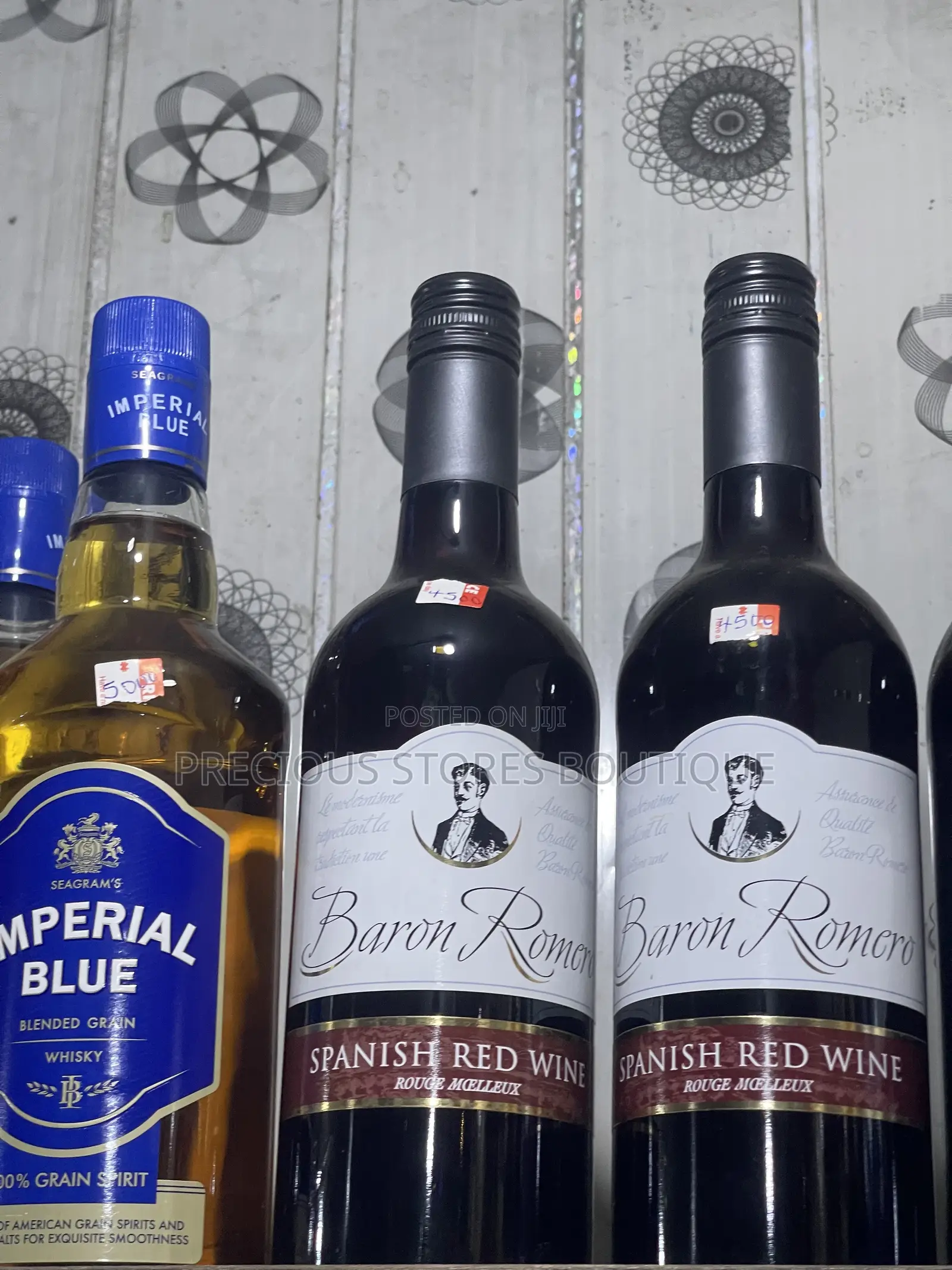 Alcholic and Non Alcoholic Drinks Available.