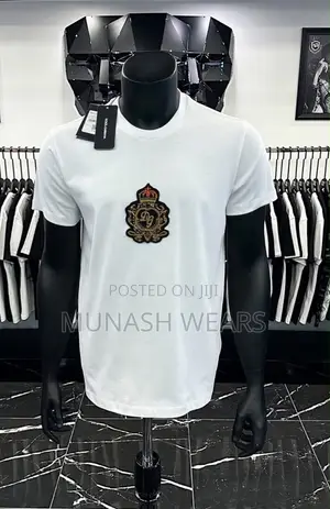 Original D G , Gucci Tshirt Available S-3xl