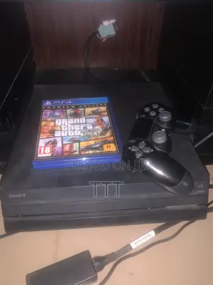 Ps4 Pro With Gta 5 and Fifa 2022