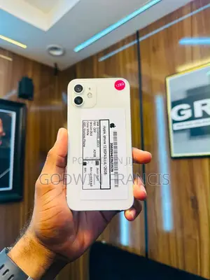 Apple iPhone 12 128 GB Silver
