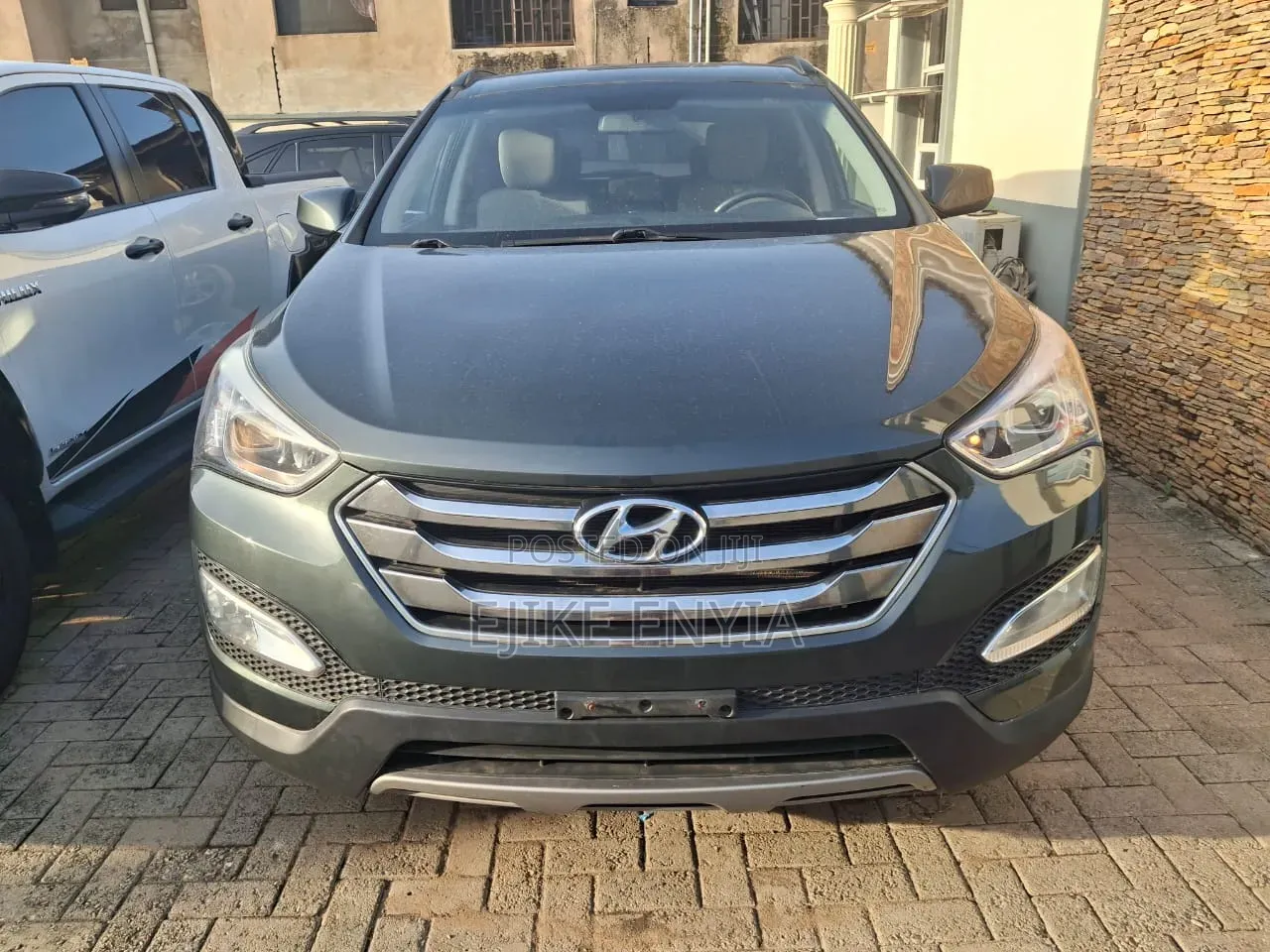 Hyundai Santa Fe 2013 Gray