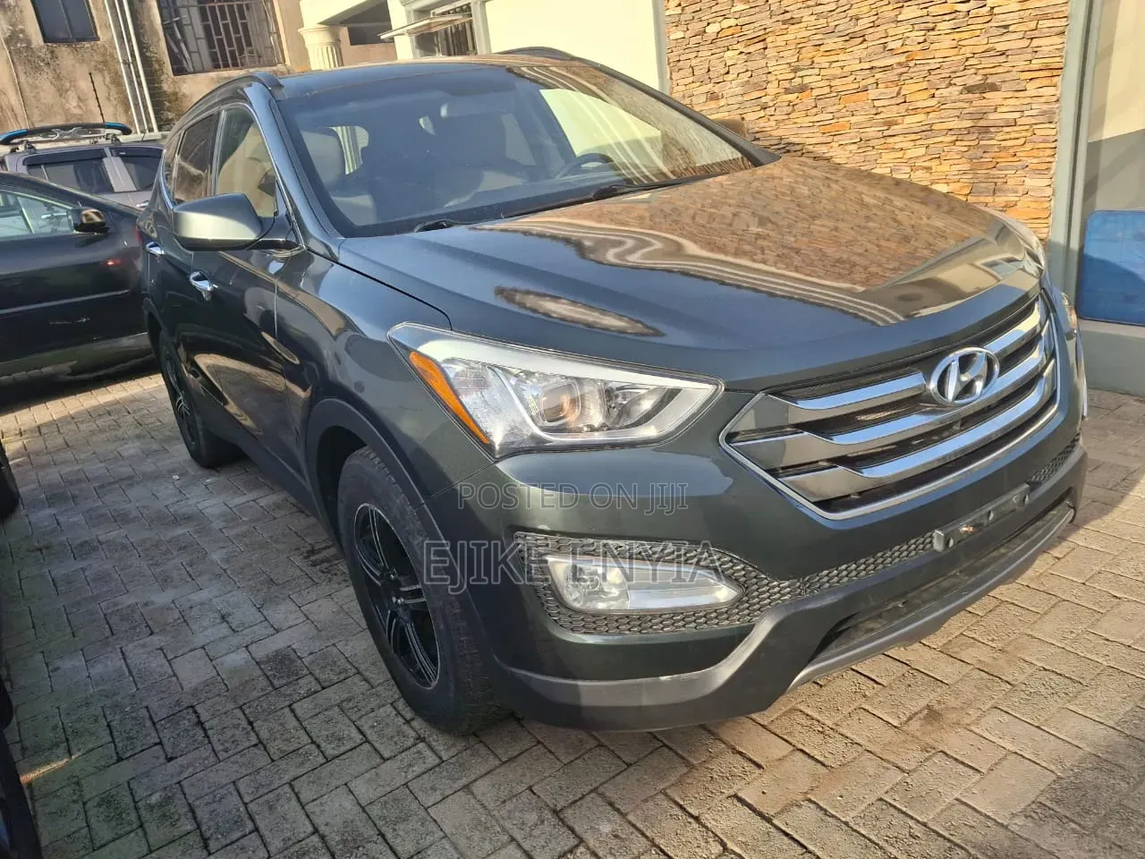 Hyundai Santa Fe 2013 Gray