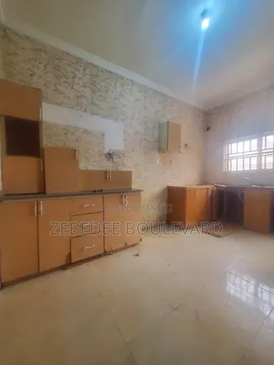 3bdrm Duplex in Durumi for rent