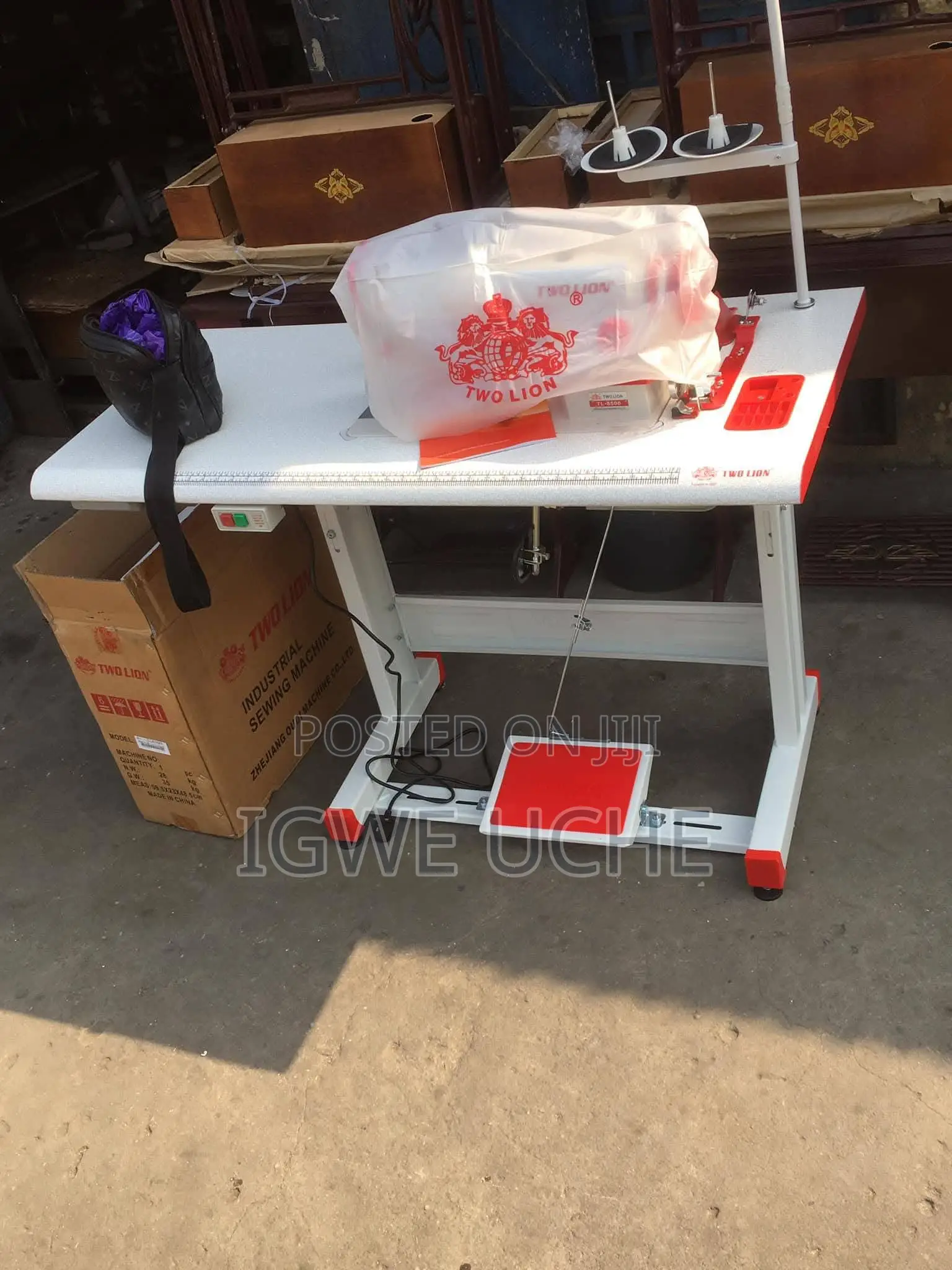 Emel Direct Drive Industrial Sewing Machine E-81