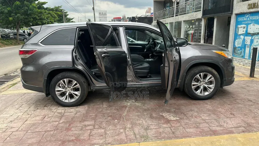 Toyota Highlander 2015 Gray