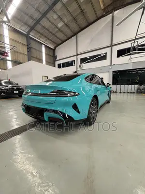 New Xiaomi SU7 2025 Teal