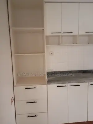 4bdrm Duplex in Flora'S Court, Berger for sale