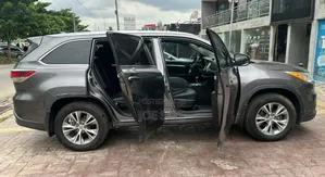 Toyota Highlander 2015 Gray