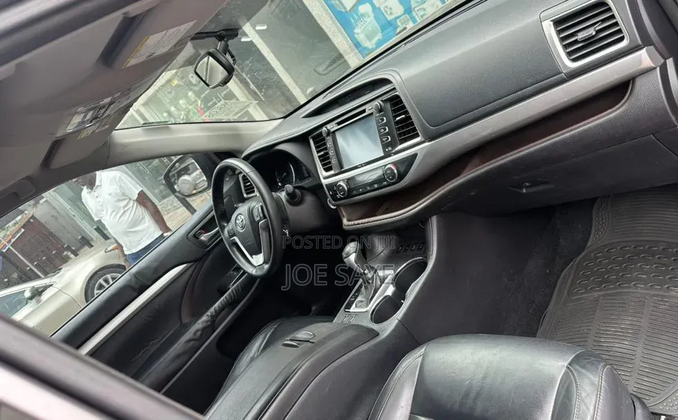 Toyota Highlander 2015 Gray