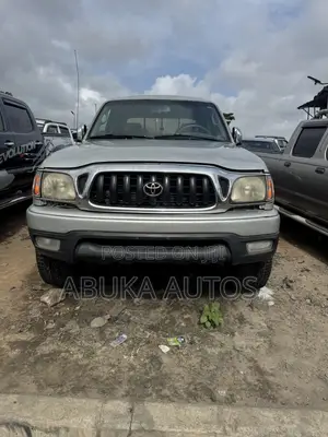 Toyota Tacoma X Runner 2004 Silver
