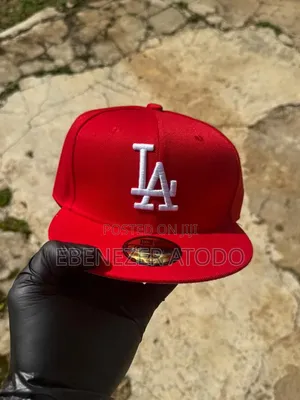 Fitted/Strap Back Caps