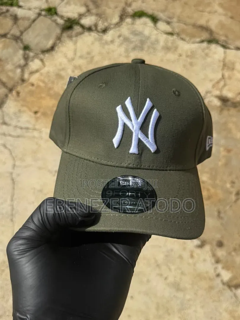 Fitted/Strap Back Caps