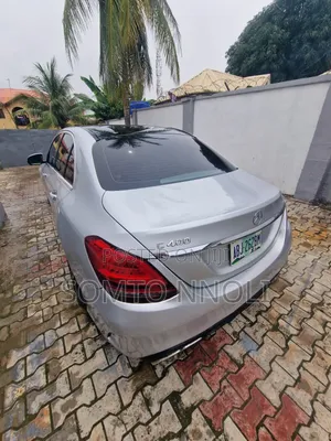 Mercedes-Benz C400 2016 Silver