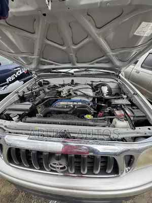 Toyota Tacoma X Runner 2004 Silver