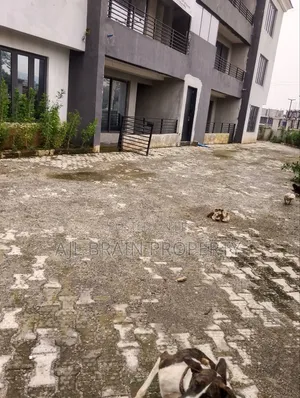 3bdrm Block of Flats in Jahi for sale