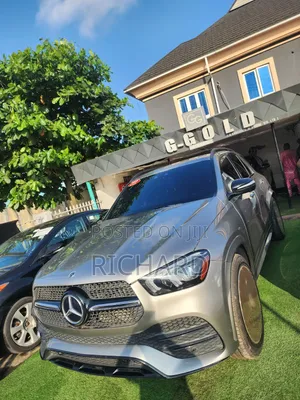 Mercedes-Benz GLE-Class GLE 350 4MATIC 2019 Gold