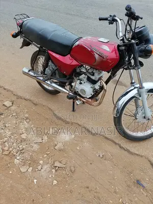 Bajaj Boxer 2015 Red