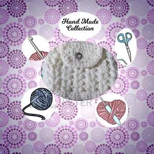 Mini Crochet Makeup Bag