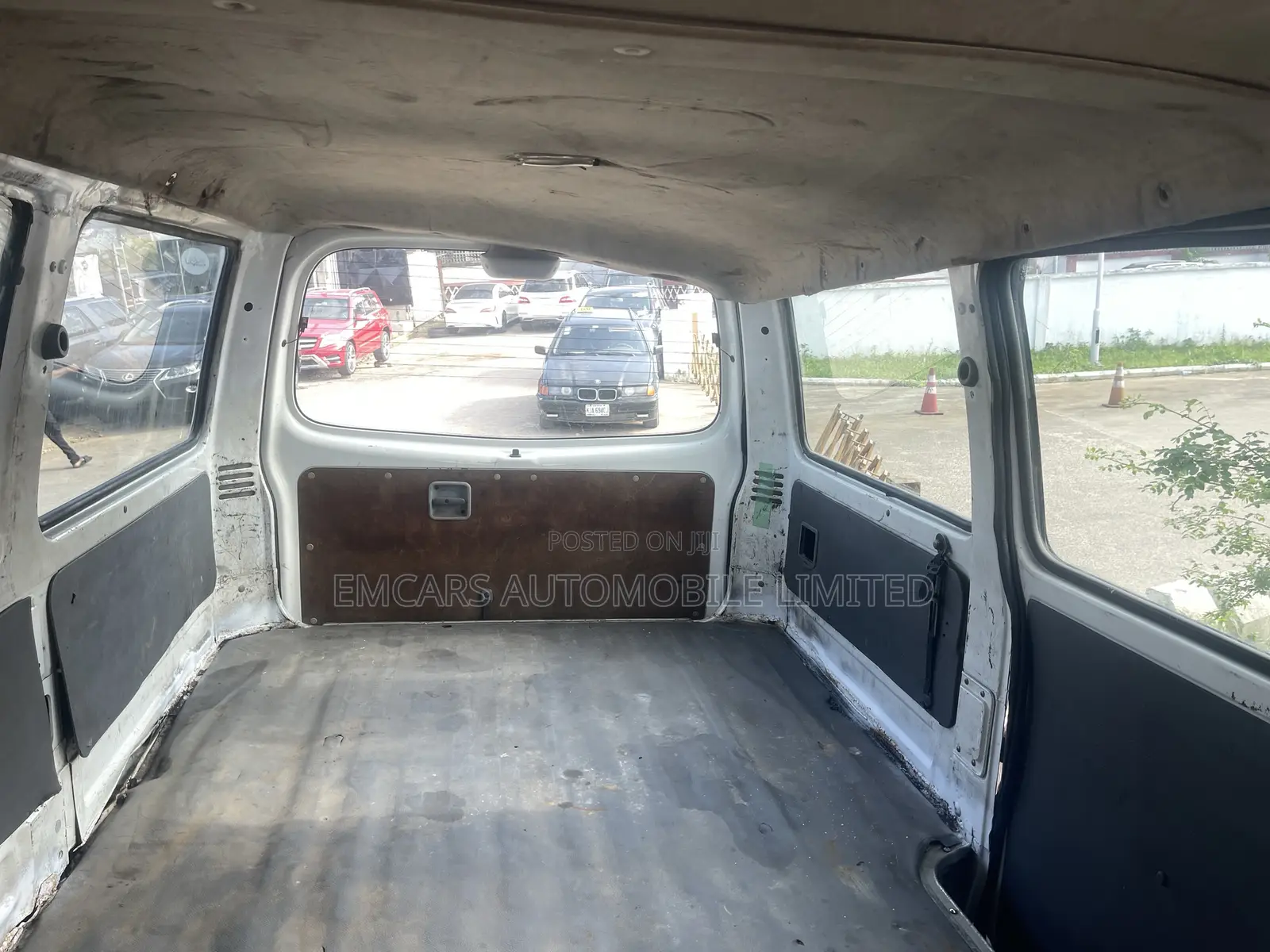 Mazda Bongo 2005 White