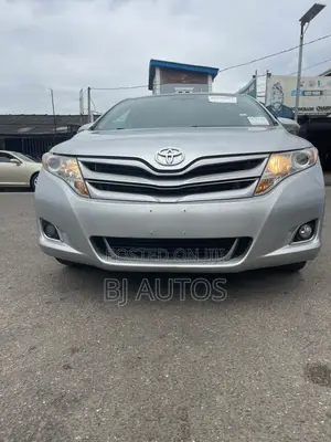 Toyota Venza Limited 4dr Wagon AWD (3.5L 6cyl 6A) 2014 Silver