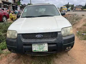Ford Escape XLS Popular 4x4 2003 White