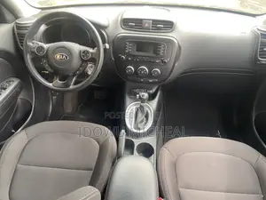 Kia Soul Hatchback 2016